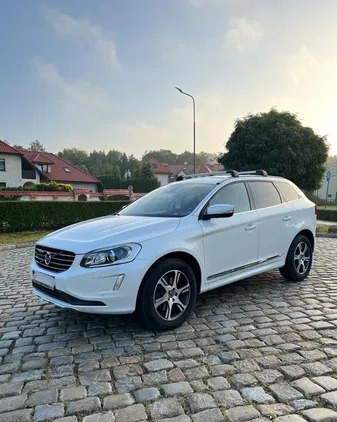 volvo dolnośląskie Volvo XC 60 cena 105000 przebieg: 150000, rok produkcji 2015 z Trzebnica